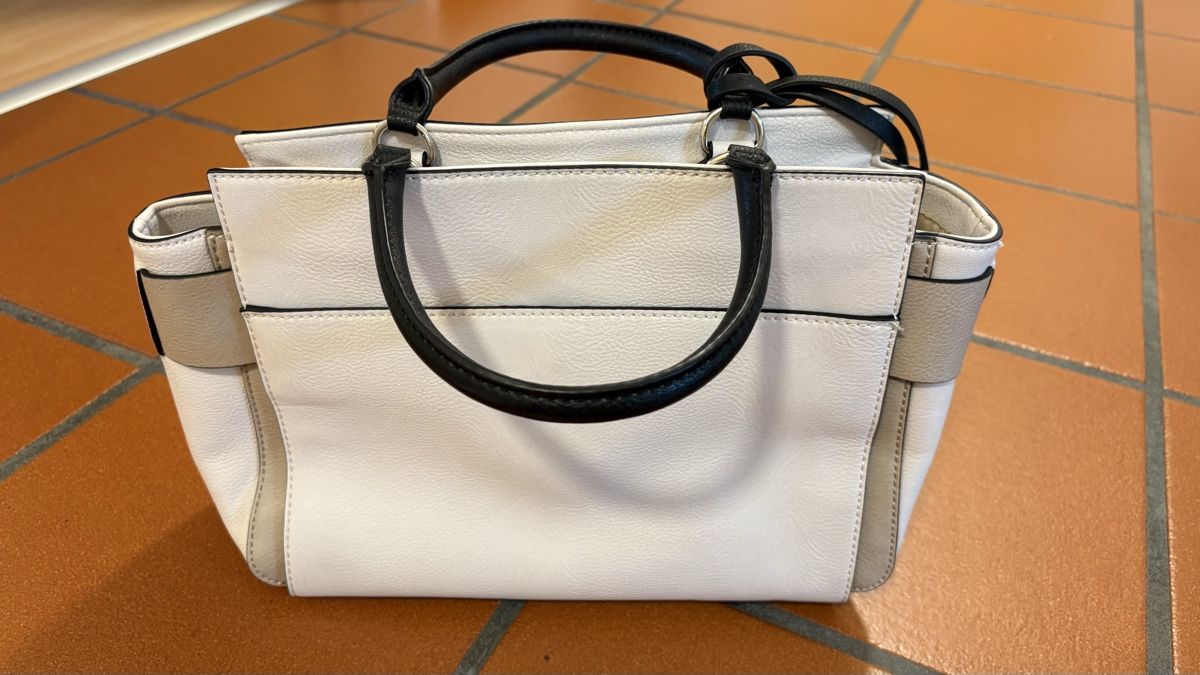 Guess Borse da donna: Guess Handtasche, wie neu! – Nuovo (secondo la descrizione) da Samedan venduto da Franzi15 1