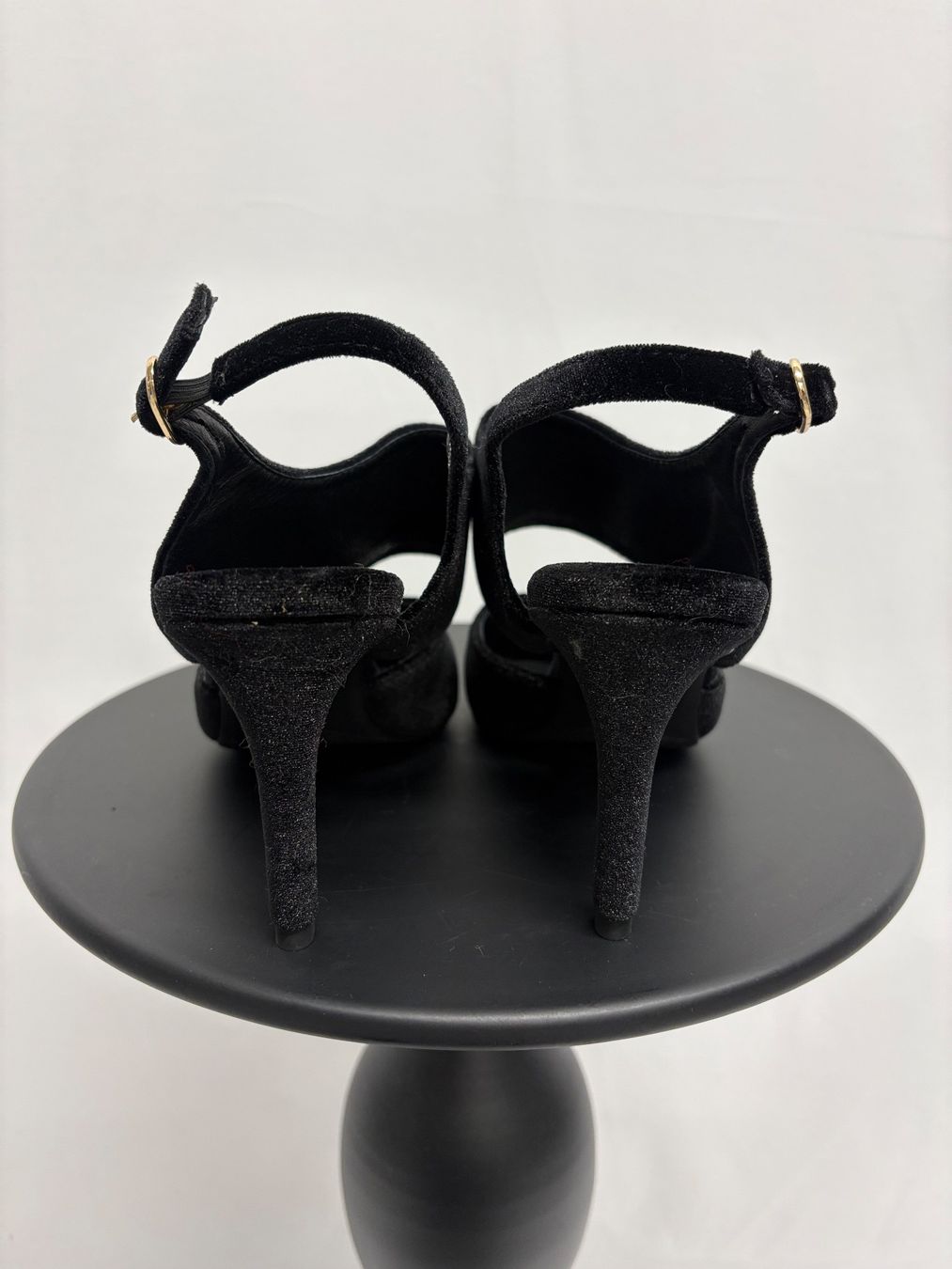 Scarpe da donna: Sofie Schnoor Samt Slingpumps 37 schwarz Pumps Spitz – Nuovo (secondo la descrizione) da Regensdorf venduto da secondchancefashion 3