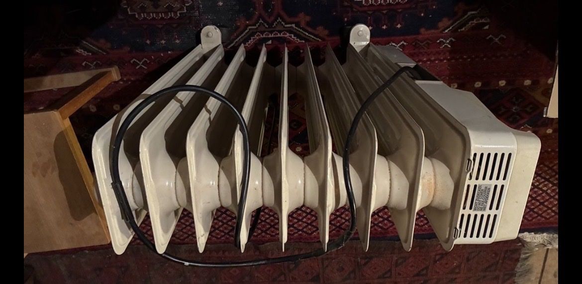 König Radiateurs: Radiator, Heizkörper Koenig, – D'occasion à Urnäsch par schneewittli. 3