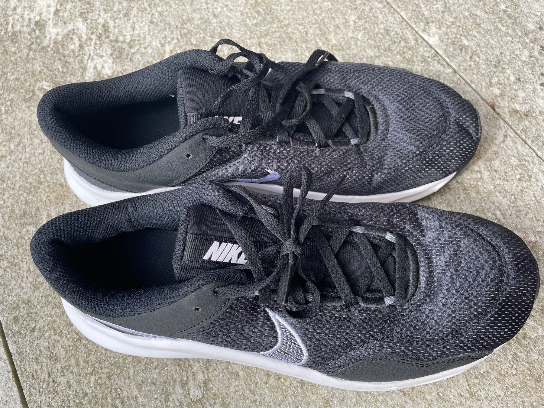 Nike Scarpe da uomo: Nike Legend Essential 3 Gr. 43 – Nuovo (secondo la descrizione) da Uster venduto da scp25 4