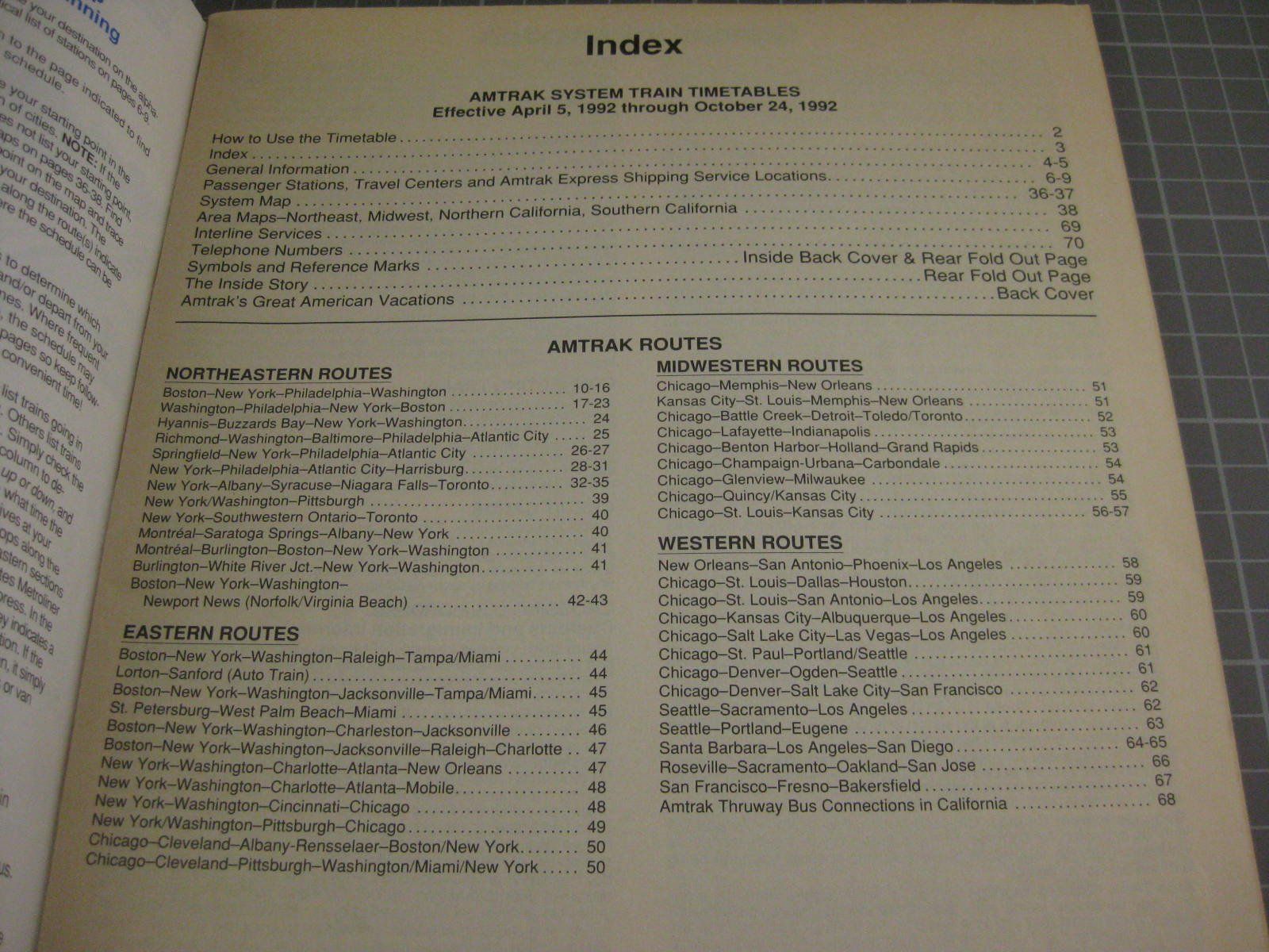 Libri: Amtrak System Train Timetable, Effective April 5, 1992 throu – Usato da Malters venduto da Marosko 1