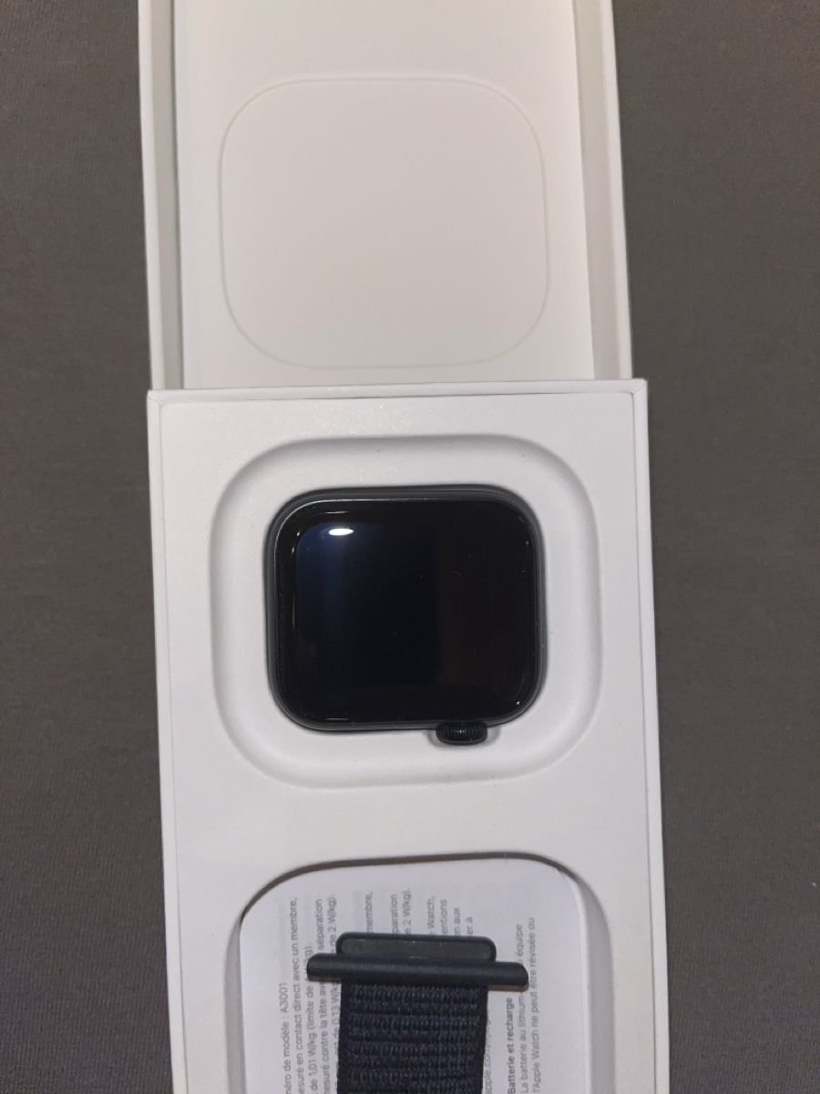 Apple Smartwatch: Apple Watch SE 2 40 mm Neuwertig – Neu (gemäss Beschreibung) aus Pfaffnau von Matthiasblum 2