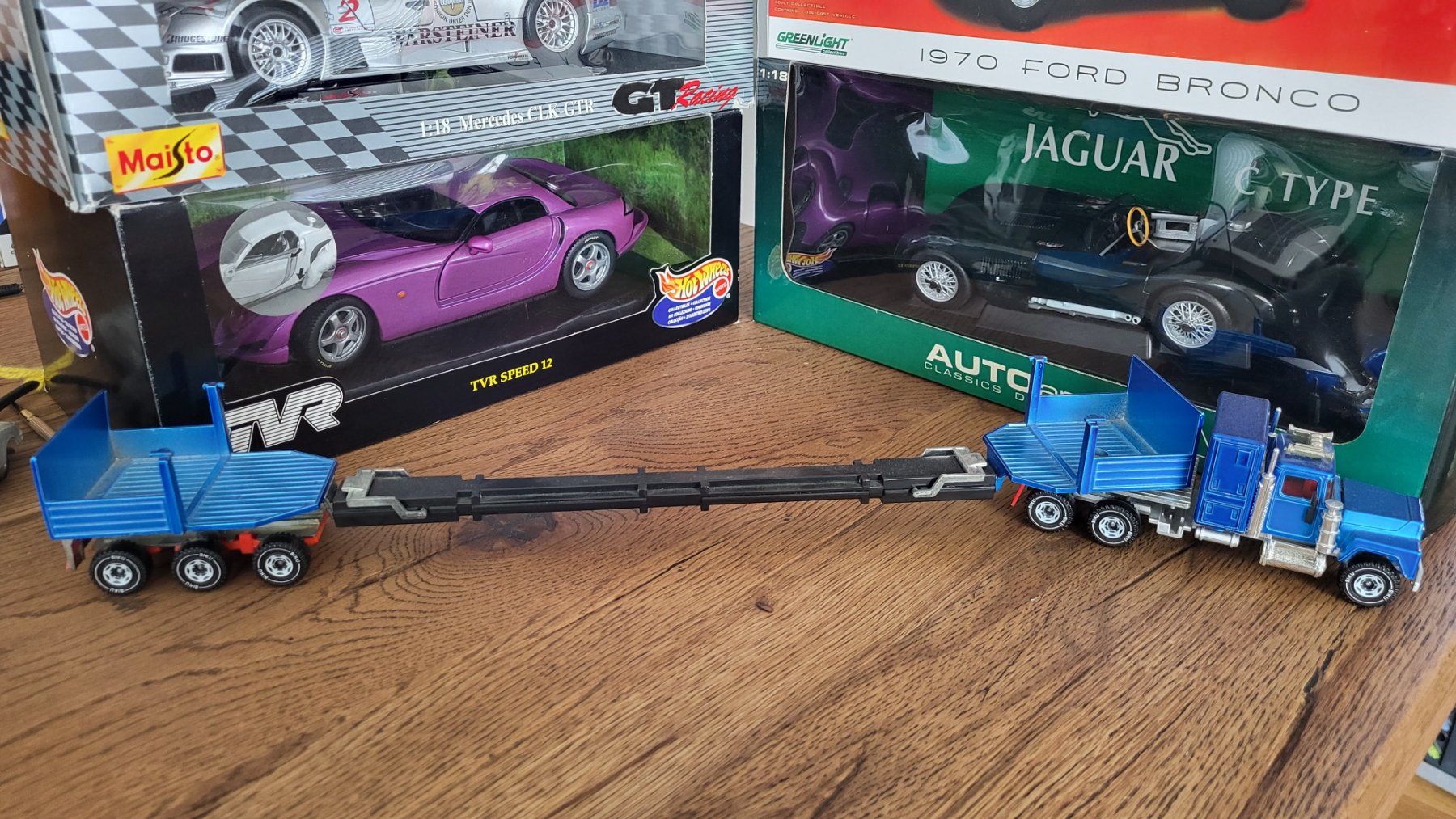 Siku Kit di modellismo & Modellini statici: Mack Schwertransporter 1:55 SIKU – Usato da Rothrist venduto da Juana5