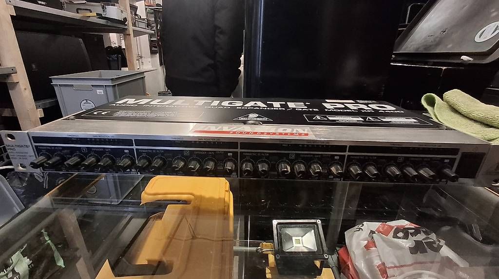 Egaliseurs: Multigate Pro XR4400 – D'occasion à Locarno par ute_5qq8 2