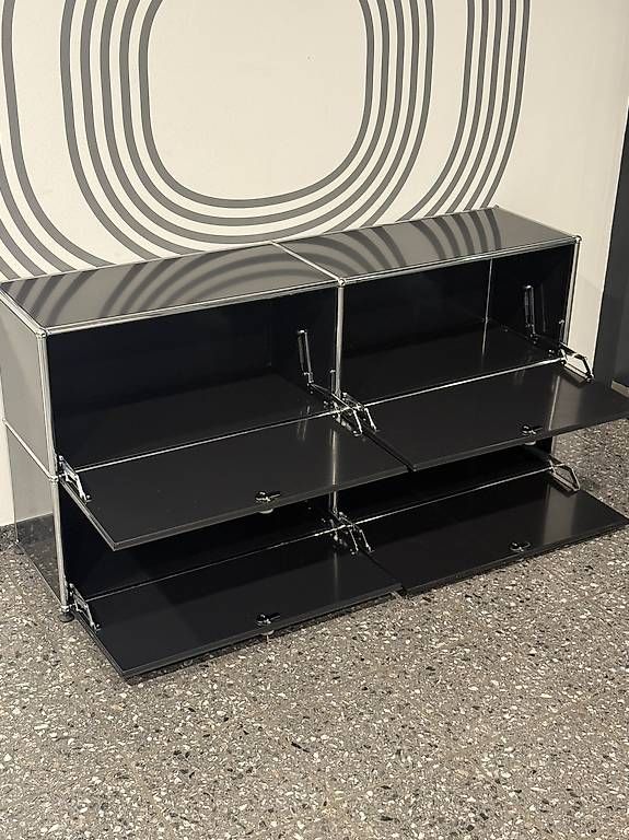 Scaffali: USM Haller Sideboard Graphitschwarz – Usato da Glattbrugg venduto da q-aderdesign 2