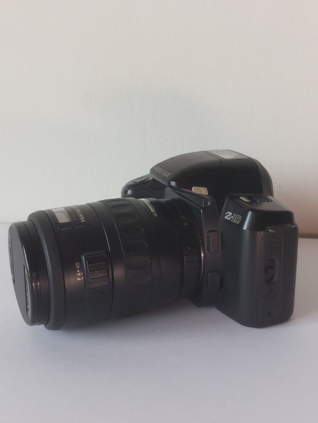 Pentax Fotocamera: Pentax Z-10 + Powerzoom 28-105mm – Usato da Schmitten FR venduto da losim1