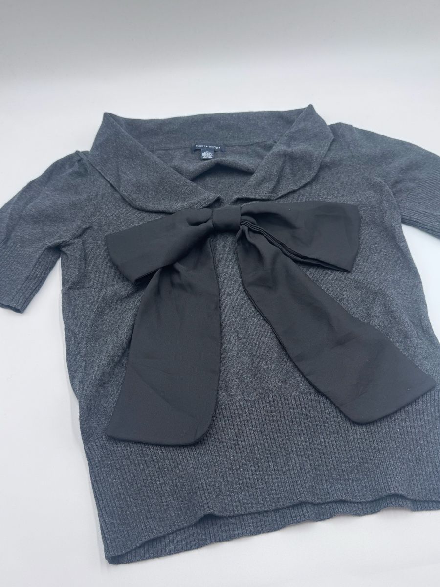 Tommy Hilfiger Maglioni & Felpe: Tommy Hilfiger Pullover mit Schleife, Grösse M – Nuovo (secondo la descrizione) da Arnegg venduto da PascalHelfenberger 1
