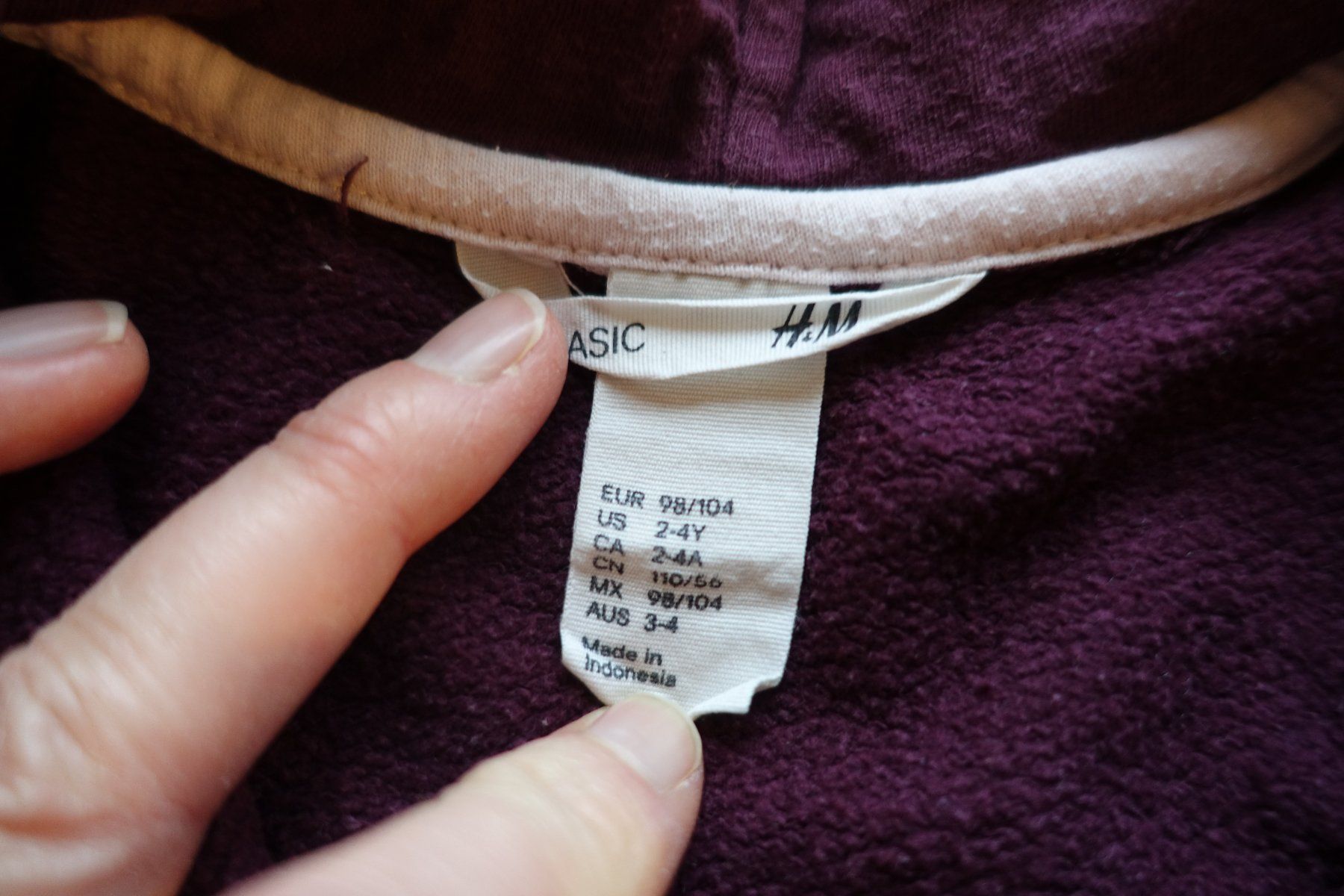 H&M Maglioni & Felpe: Baumwoll Pullover-Jäckchen von H&M Grösse 98/104 – Usato da Zürich venduto da magicpegasus 1