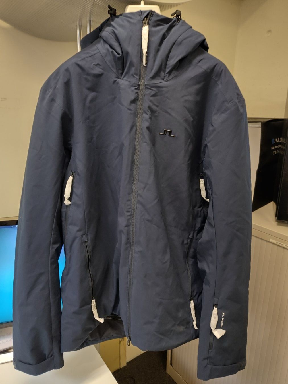Lindeberg Giacche: J. Lindeberg - Ace Jacket Gr. XL – Nuovo e nell'imballaggio originale da Dällikon venduto da Retouren_Resale