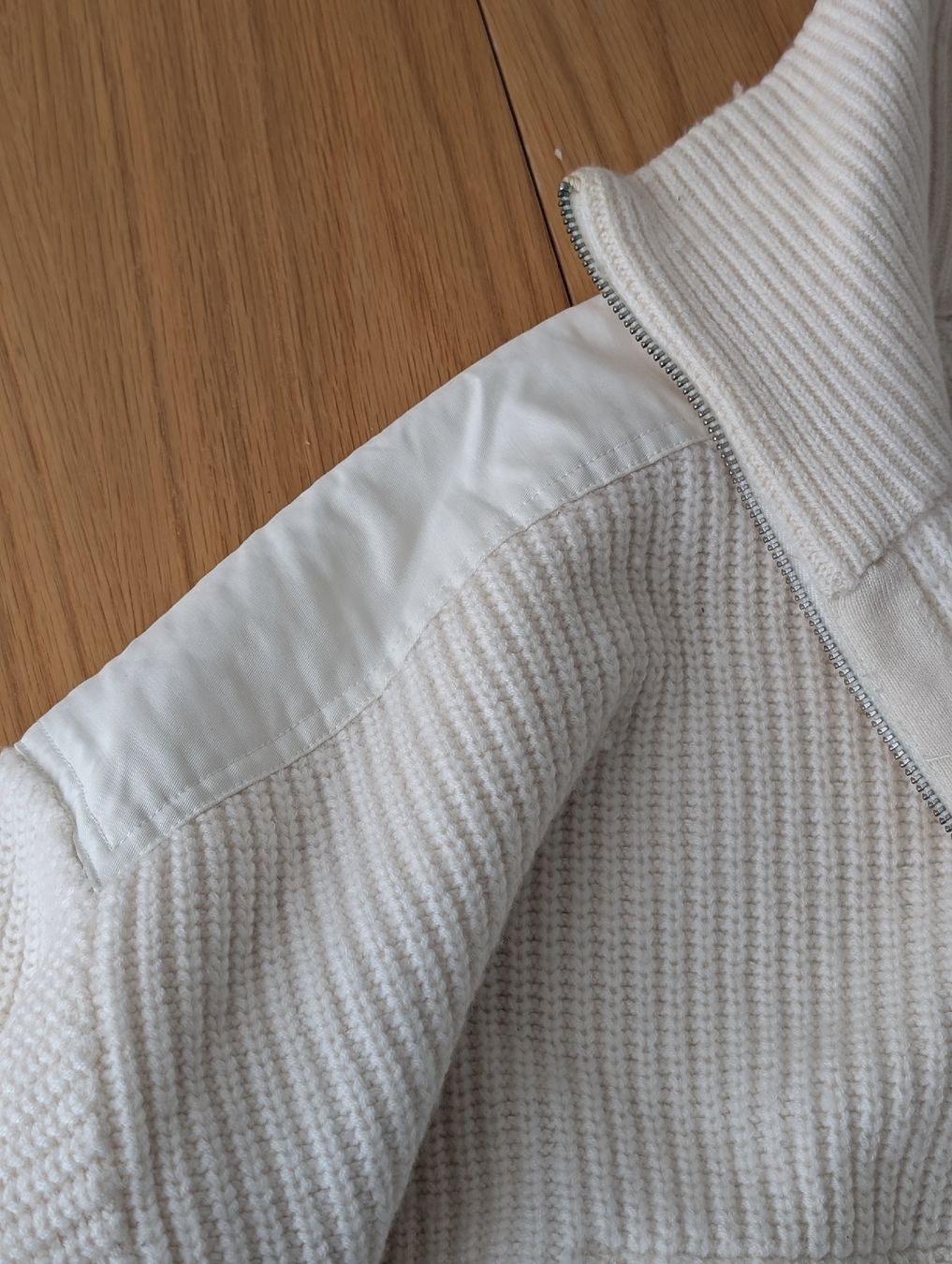 Other Stories Maglioni & Felpe: & Other Stories Strickjacke Wollweiss Gr. S / Pullover – Usato da Basel venduto da an_v7yj 1