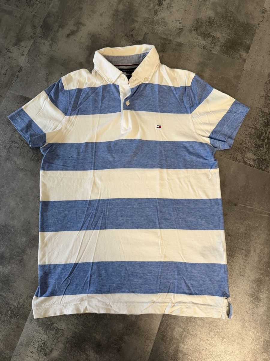 Polo-Shirts: Tommy Hilfiger Poloshirt Grösse S – Gebraucht aus Frauenfeld von Reto89