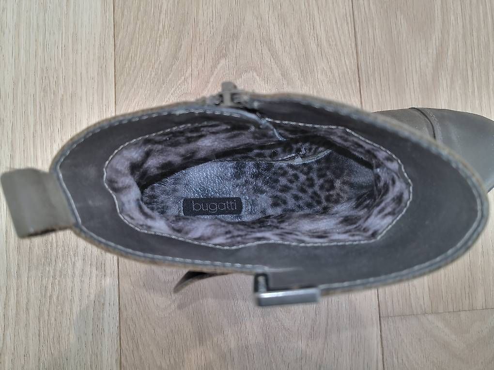 Damenschuhe: Damenschuhe Bugatti Grösse 41 – Gebraucht aus Oberrohrdorf von Hoto 2