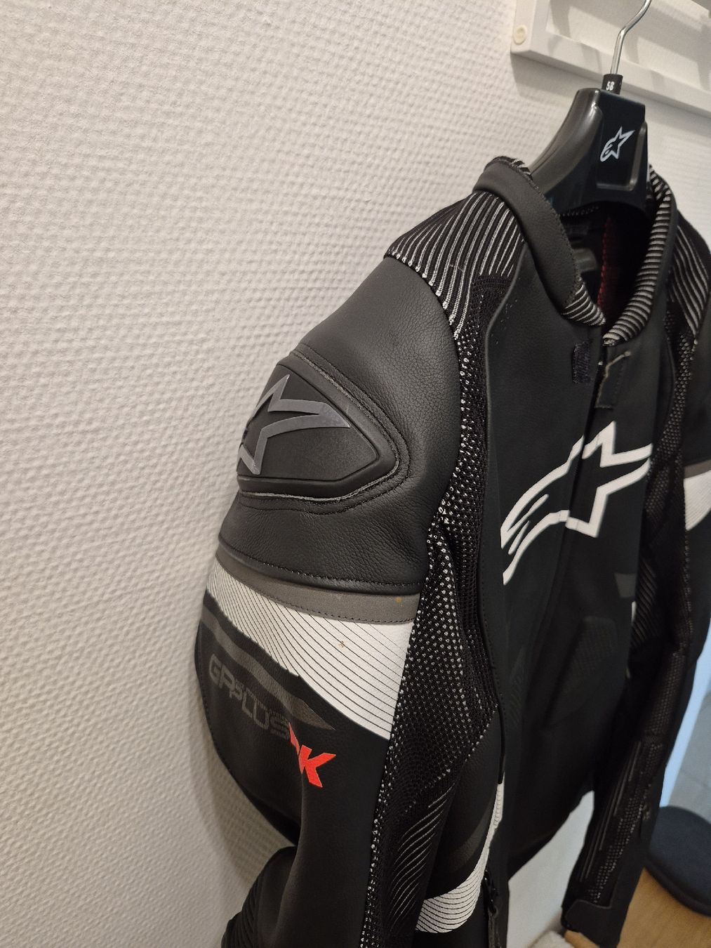 Alpinestars Vestes: Alpinestars GP Plus R V3 Rideknit – D'occasion à Liestal par MirkoU 7