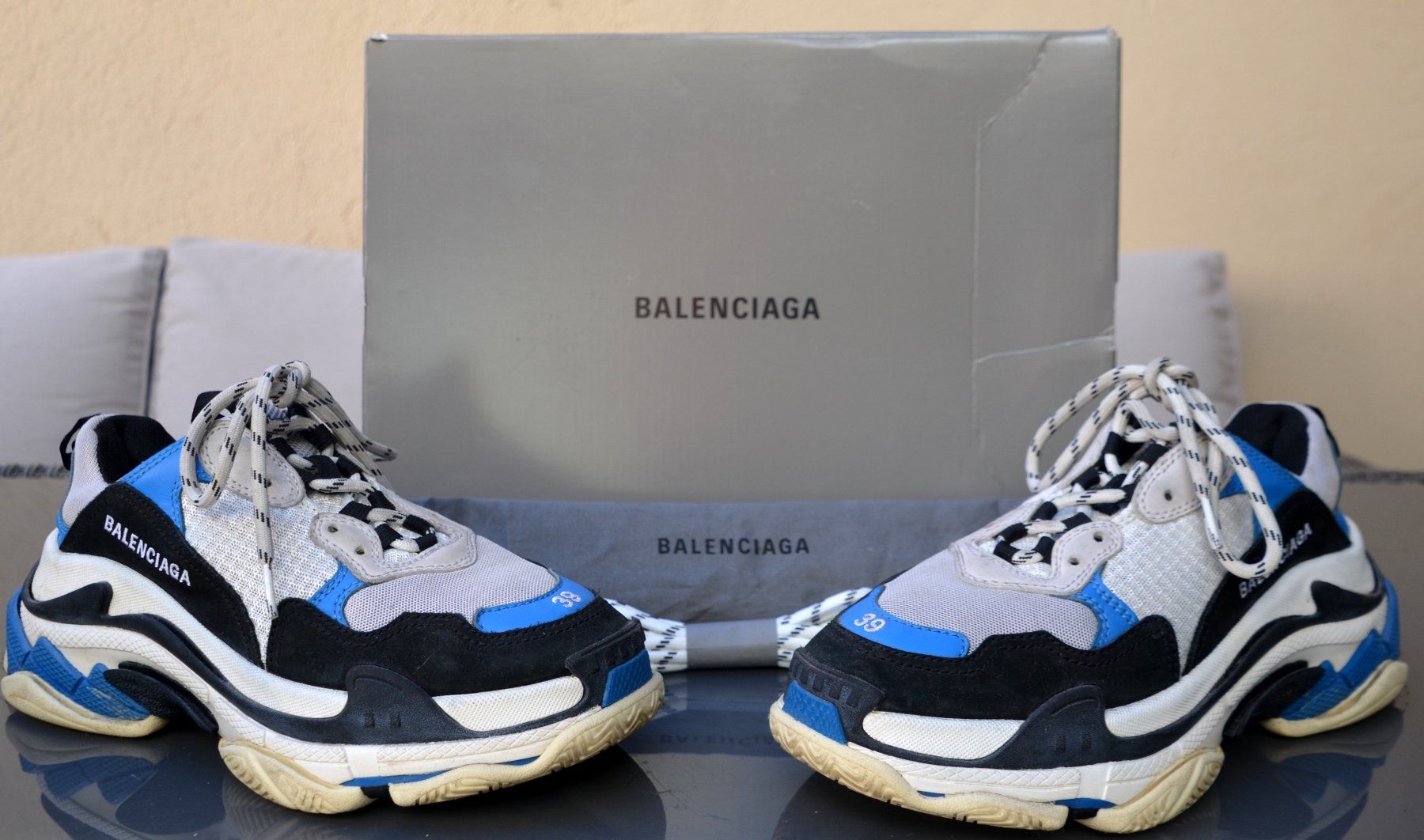 Balenciaga Scarpe da donna: Sneakers Balenciaga Triple S .39 – Nuovo e nell'imballaggio originale da Collonges venduto da Auganien