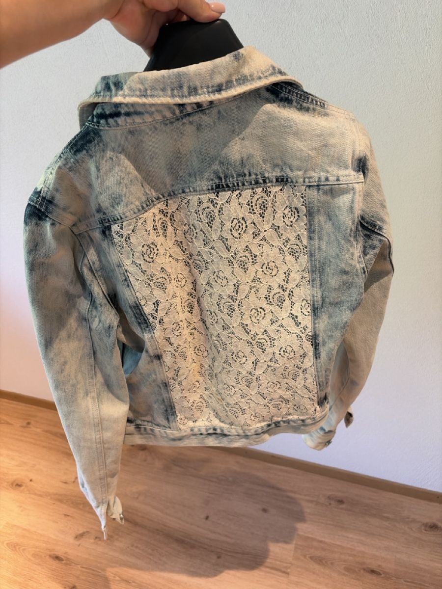 Only Giacche: Jeansjacke ONLY Gr. 38 mit spitzen-einsatz  – Usato da Vorderthal venduto da Diethelm8853 2