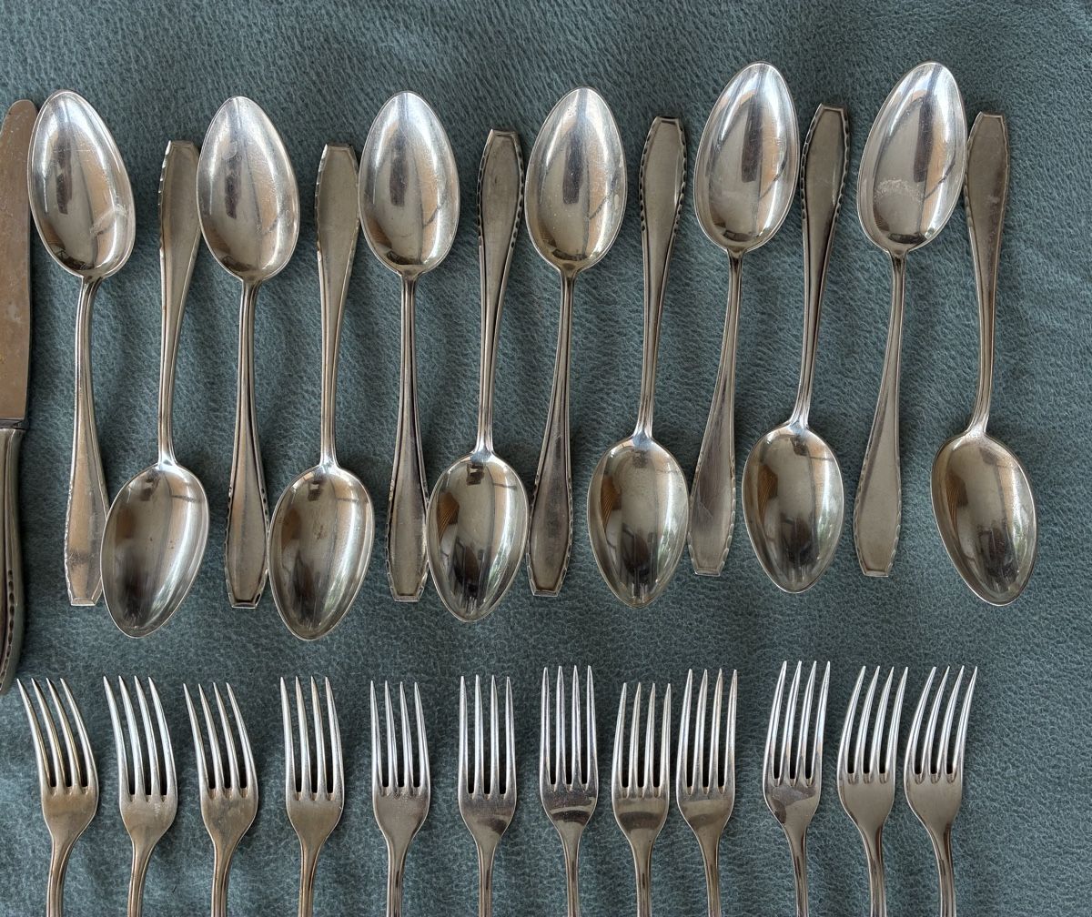Set di posate: 85 teiliges OKA 100 versilbertes Besteckset – Usato da Sissach venduto da skippy010 2