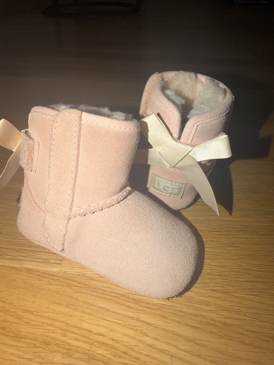 Scarpe per ragazze: UGG Set ,Grösse 0-6 Monate – Usato da Baden venduto da rin_2kly 3