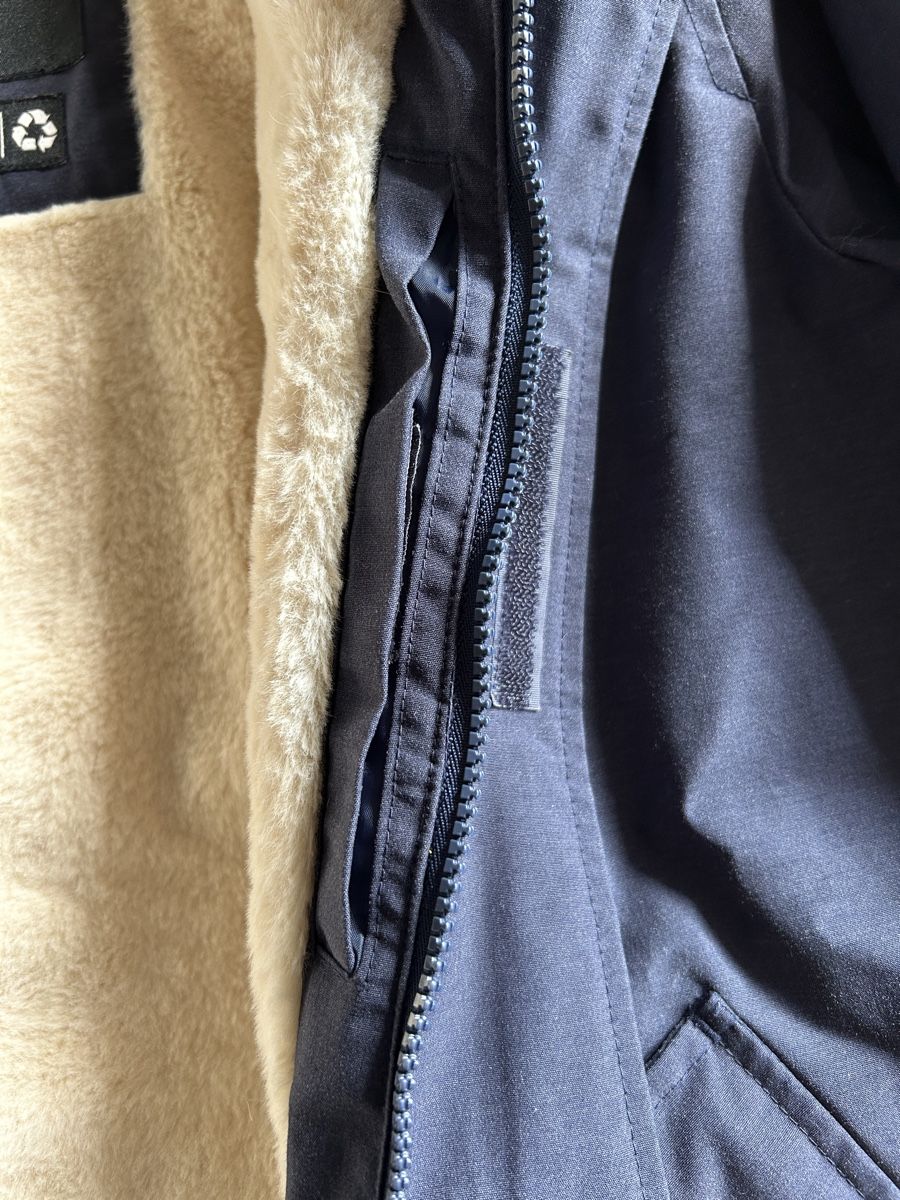 Hollister Jacken: Hollister Winterjacke – Gebraucht aus Rüfenacht BE von captainamerica_1 2