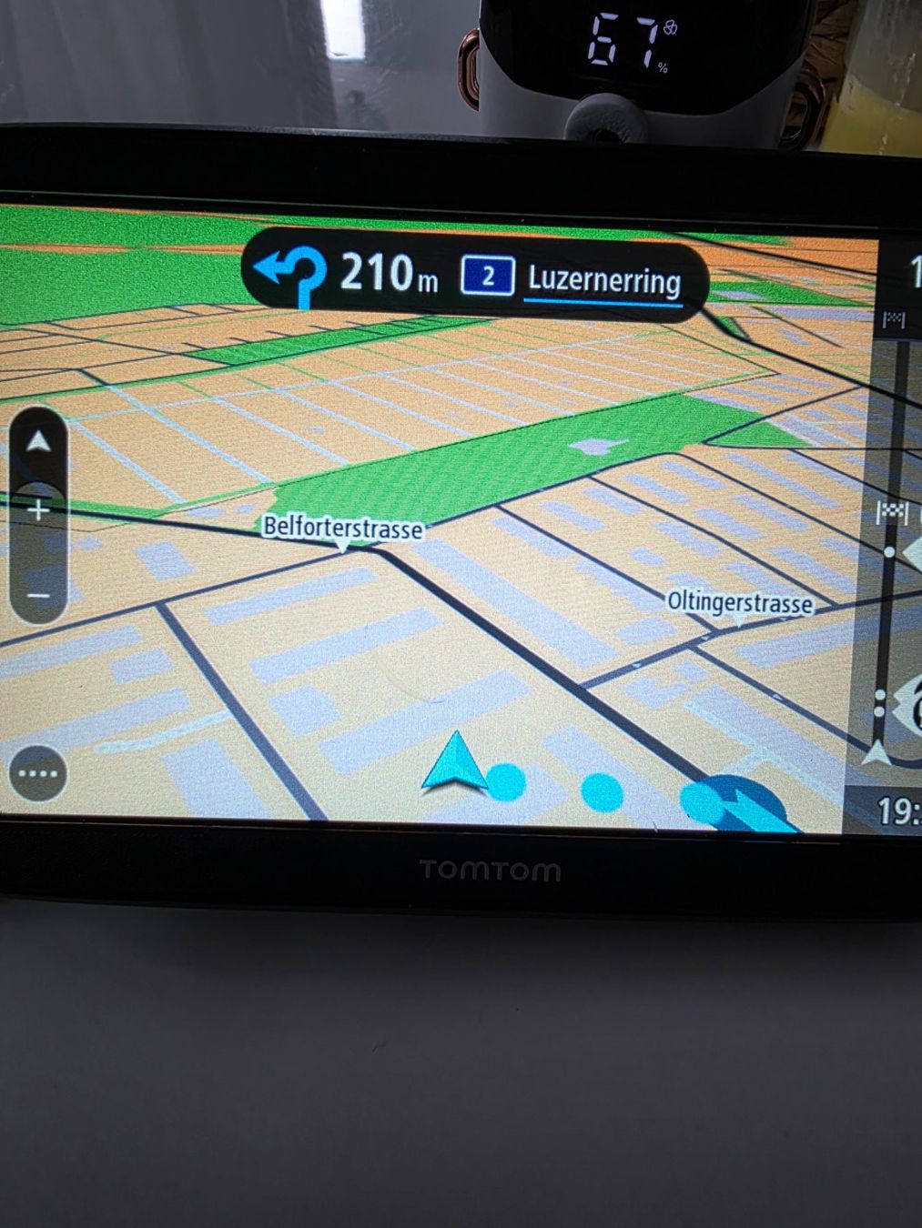 Tomtom Navigationsgeräte: Tomtom via 62 mit 32GB micro sd karte – Gebraucht aus Basel von piz_hq2c 3