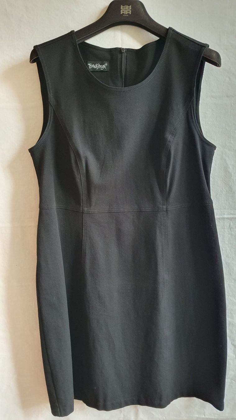Vestiti: Kleid schwarz, ärmellos – Usato da Brüttisellen venduto da Kluba