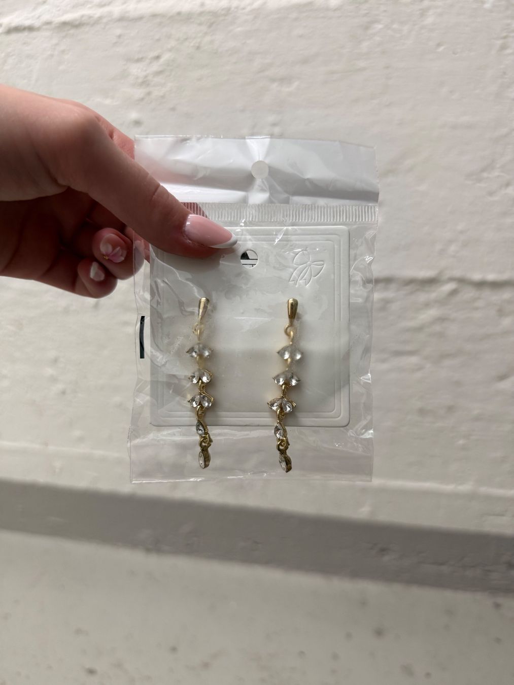 Orecchini pendenti & Orecchini a lobo: Ohrringe mit Strasssteinen goldfarben neu! – Nuovo e nell'imballaggio originale da Zürich venduto da Cleo234 1