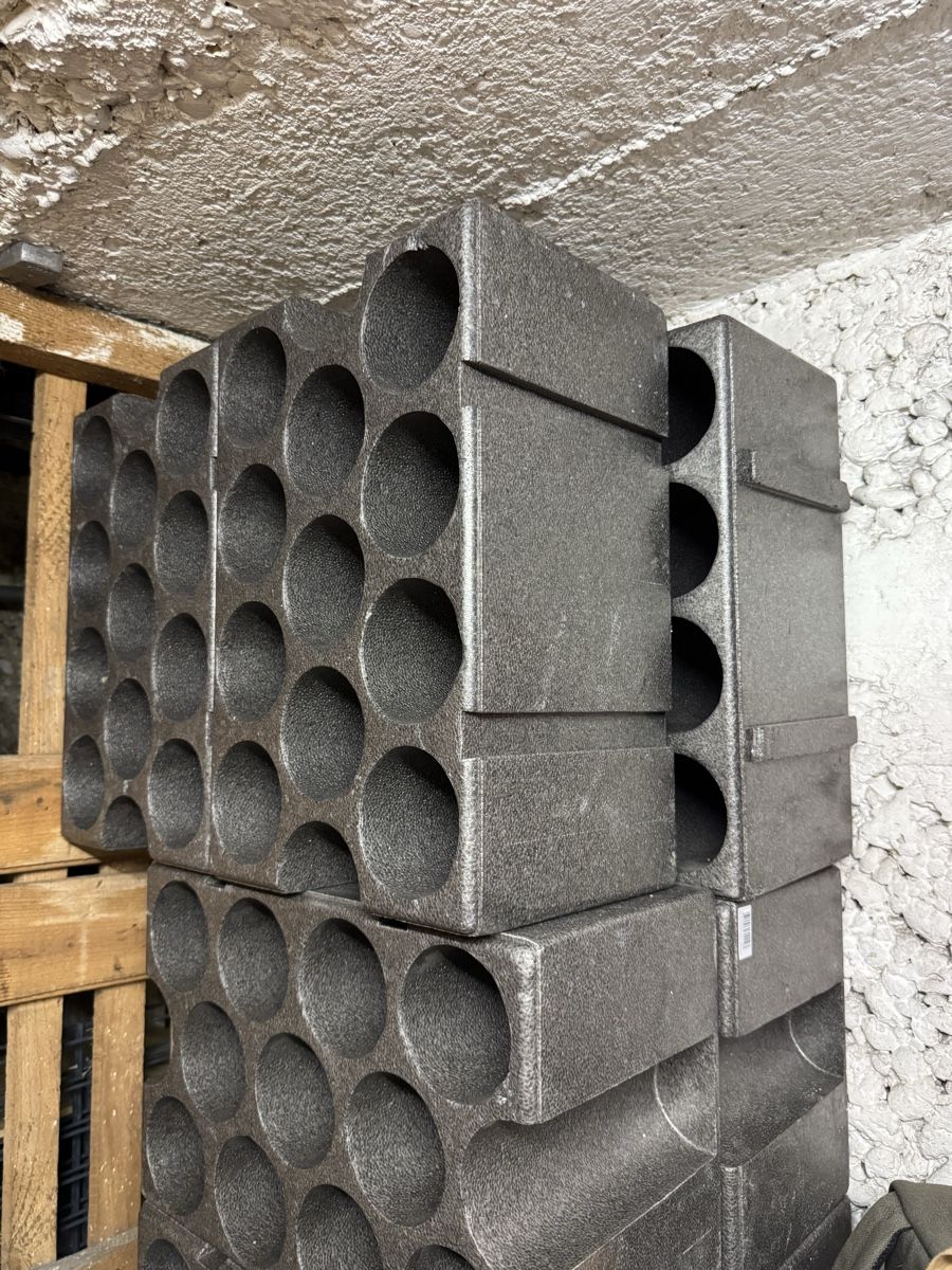 Vino: Blocs de stockage à bouteilles sagex robuste – Usato da Biel/Bienne venduto da El2_daw 1