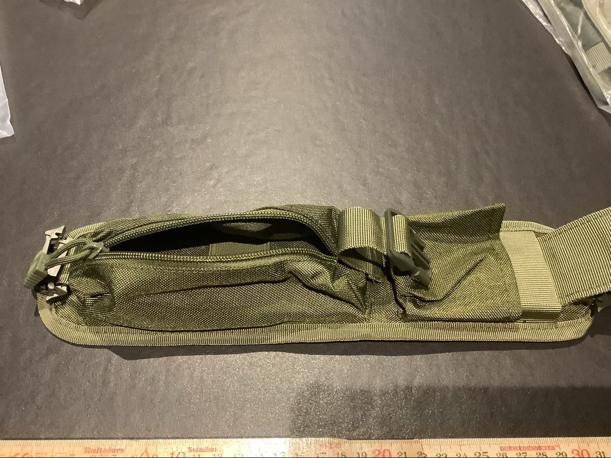 Borse: Étui tactique polyvalent vert armée - neuf jamais servi! – Nuovo e nell'imballaggio originale da Massongex venduto da Nitramas 4