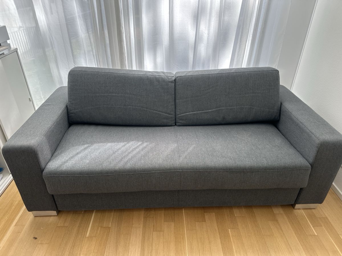 Divani: Sofa bed grey fabric, very good condition – Usato da Allschwil venduto da MB4123