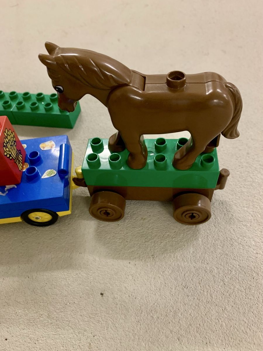 Lego Giocattoli: Lego Duplo Bauernhof Set mit Bauer,  Pferd, Traktor, Steine – Nuovo (secondo la descrizione) da Erlenbach ZH venduto da Ritschly 1