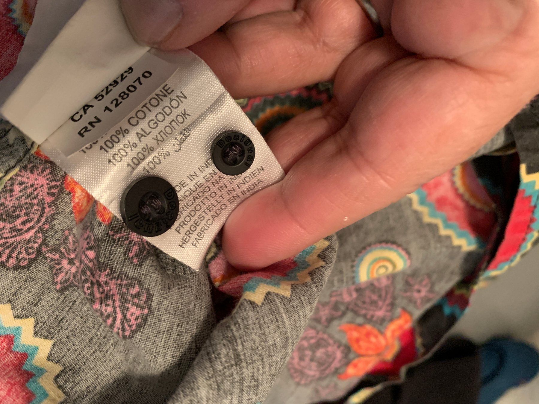 Desigual Camicette: farbenfrohe Desigual Hemdbluse, Gr. L – Usato da St. Gallen venduto da Miousch 6