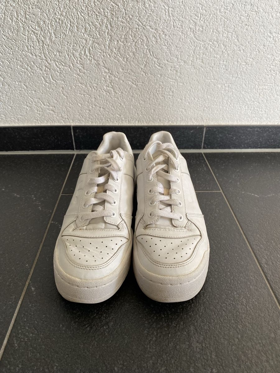 Adidas Scarpe da donna: Adidas Sneakers – Usato da Lützelflüh-Goldb venduto da flu_q9tg 1
