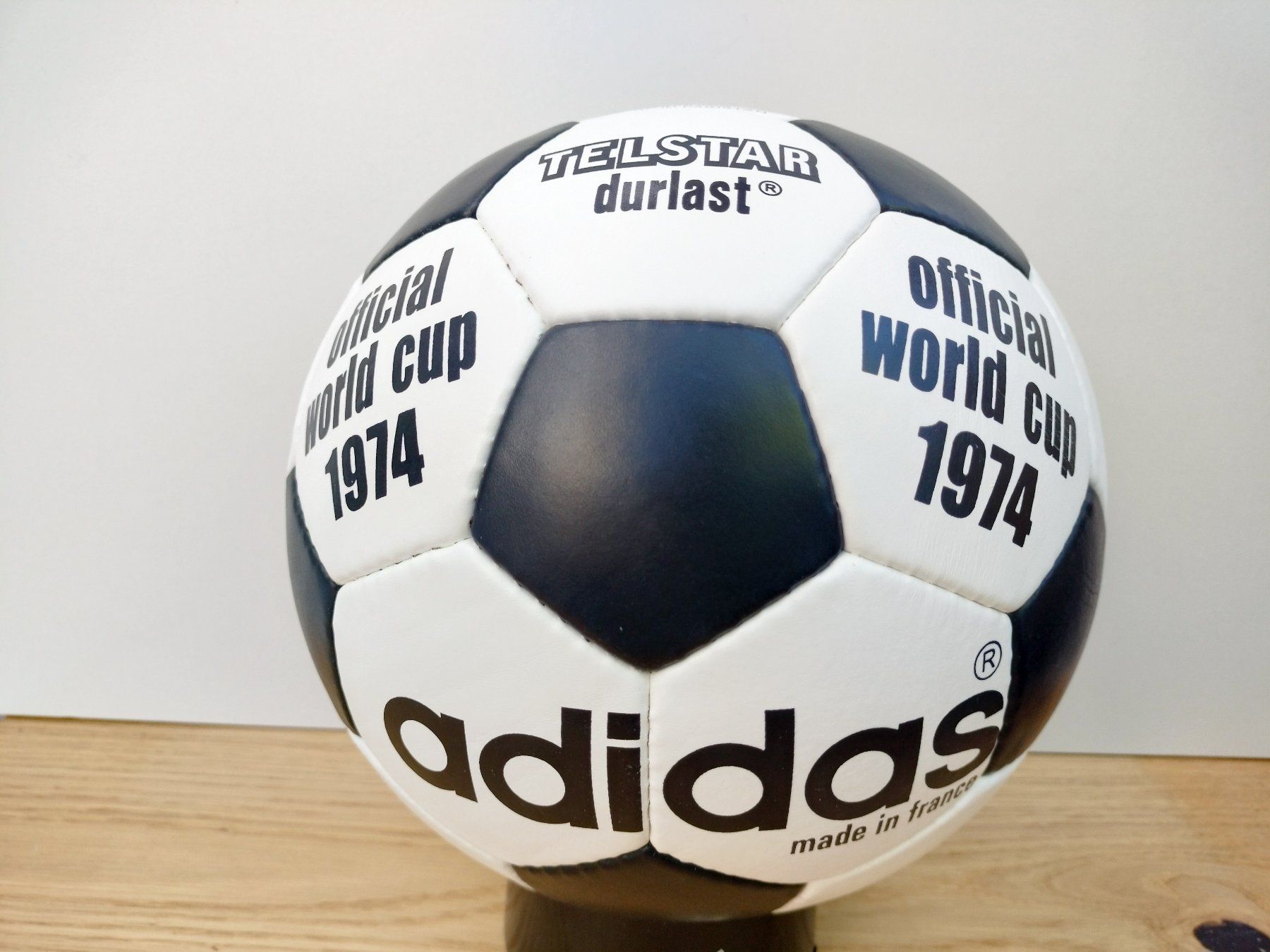 Adidas Palloni: Original Adidas Matchball WM 1974 – Usato da Wil SG venduto da kaizzen 1
