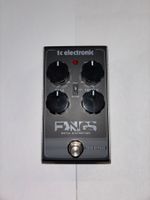 TC Electronic Fangs Metal Distortion Pedal - Top Zustand!