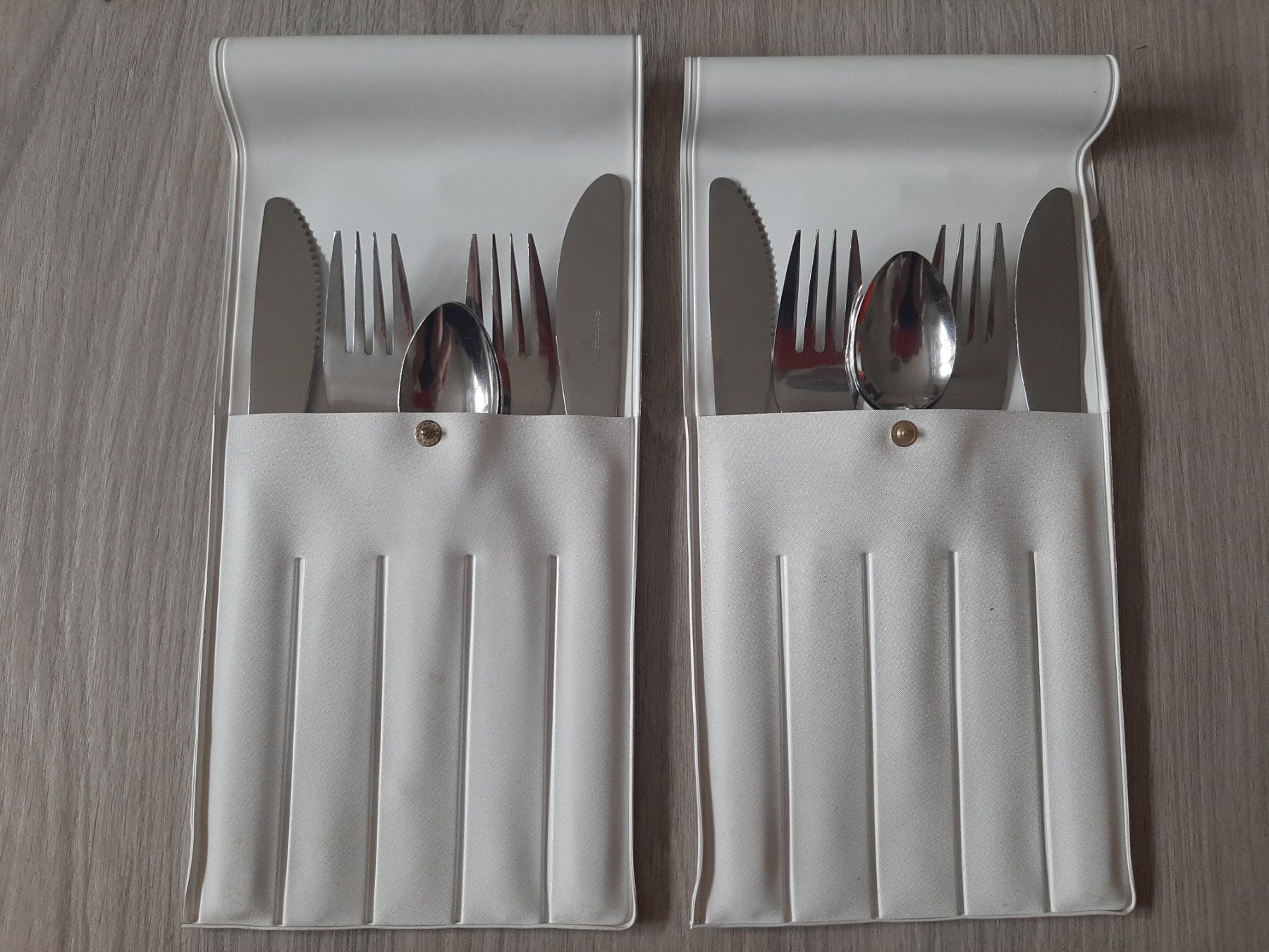 Geschirrsets: Space Age 60er 70er Vintage Oldtimer Camping Picknick Set – Gebraucht aus Erschwil von Karabella 4