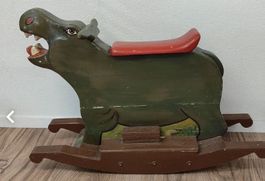 Schaukeltier aus Massiv-Holz, einzigartig