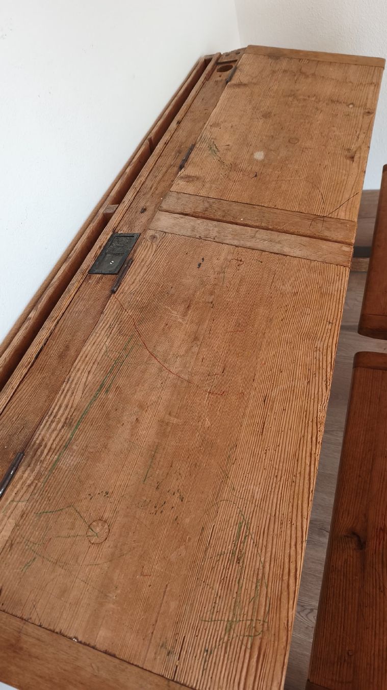 Bureaux: antikes Schulpult, Schreibtisch – D'occasion à Reutigen par surf87 3