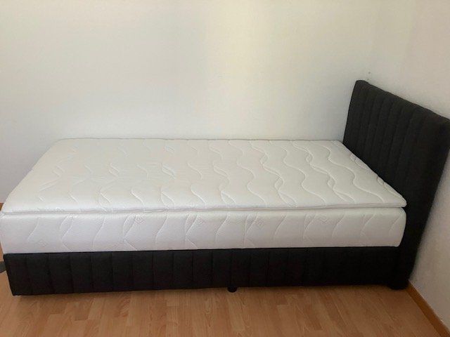 Lits: Boxbett Beetle mit grossem Bettkasten – D'occasion à Uhwiesen par Franzi0123