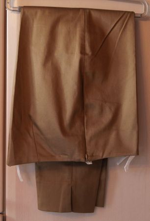 Neuf : pantalon dame coton 97% !