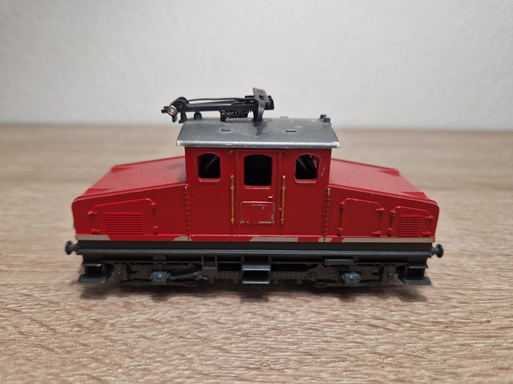Lima Modelleisenbahnen: Lima E-Lok R2 H0 – Gebraucht aus St-Aubin-Sauges von tantome 1