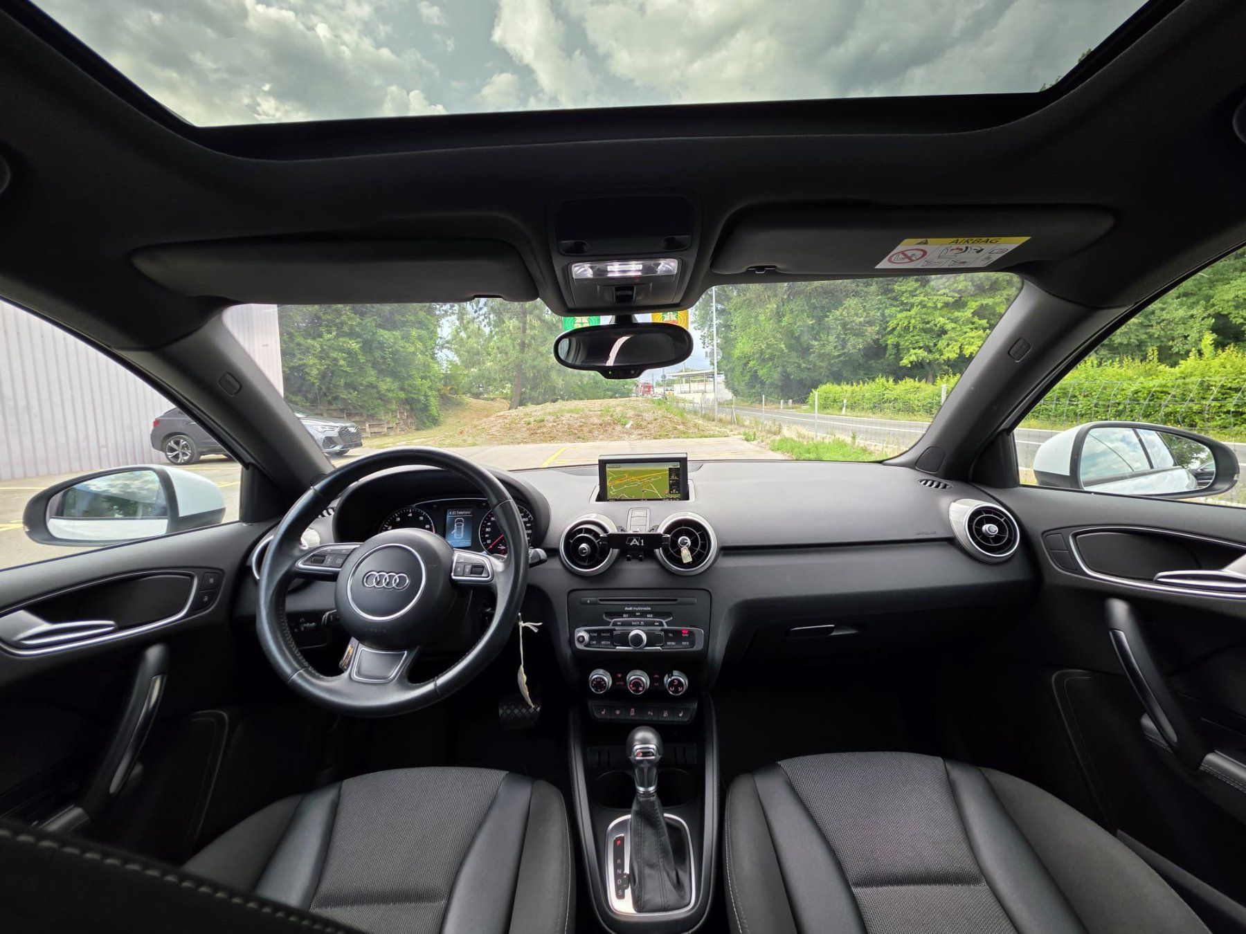 Audi Automobili: Audi A1 1.4 TFSI CoD Automatique – Usato da Crissier venduto da vim_r8qn 6