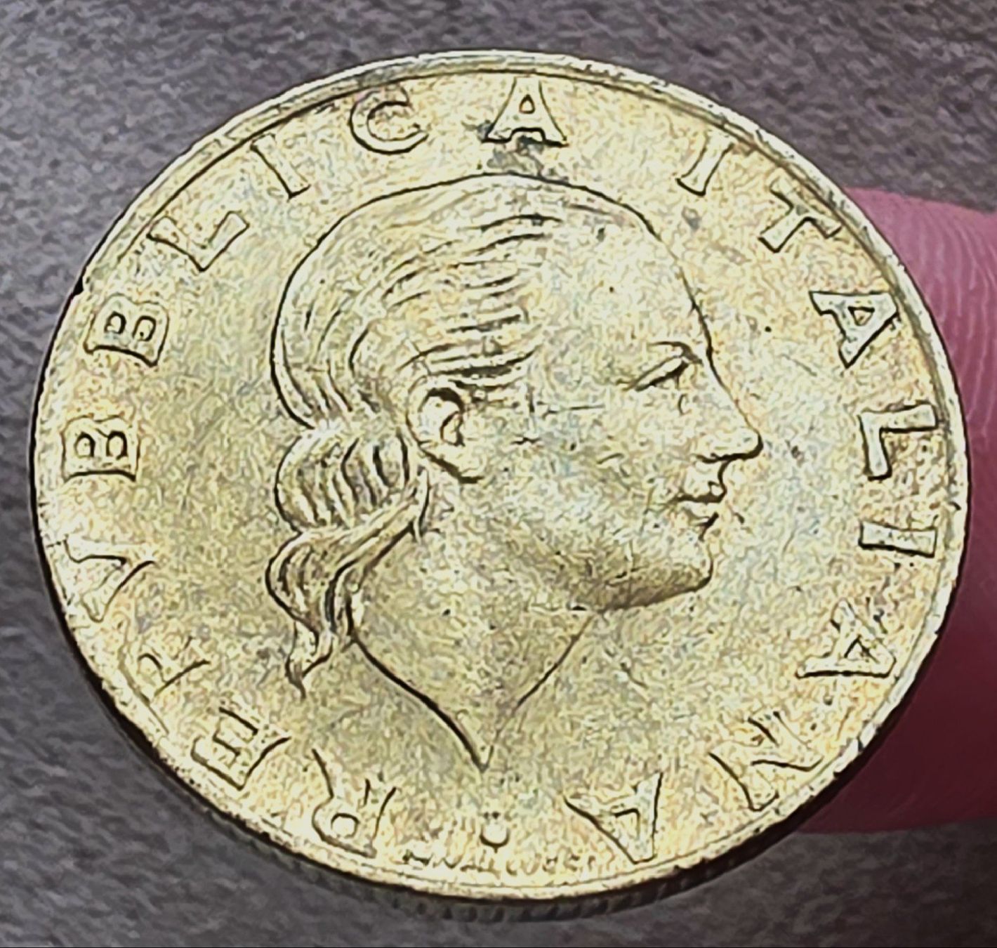 Tutti le monete: ITALIEN 200 LIRE 1992 – Usato da winterthur venduto da CoinPassion 1
