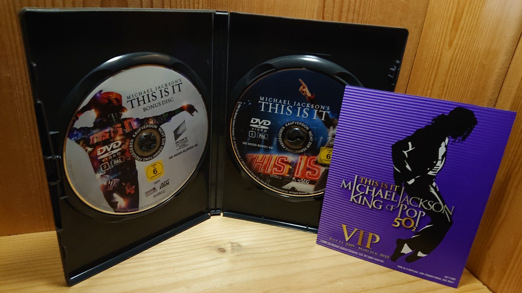 Tutti i DVDs: MICHAEL JACKSON THIS IS IT DVD Special Edition – Usato da Wilderswil venduto da Exebub 2