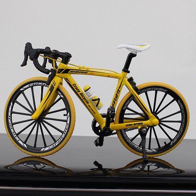 Modellini d'auto: Modell Fahrrad 1:10 – Nuovo (secondo la descrizione) da Uerkheim venduto da Kaufoption