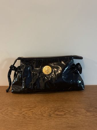 GUCCI Hysteria Large Clutch schwarz Lackleder – Top Zustand
