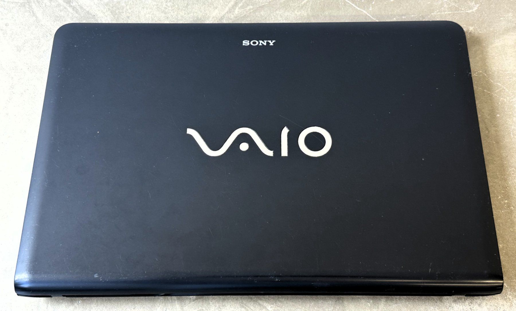 Vaio Portables: SONY, VAIO, Personal Computer, Model SVE171C11M, orgi. Kabel – D'occasion à Zürich par alocinnovregnes 3