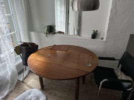 Antiker Klapptisch aus Holz, oval