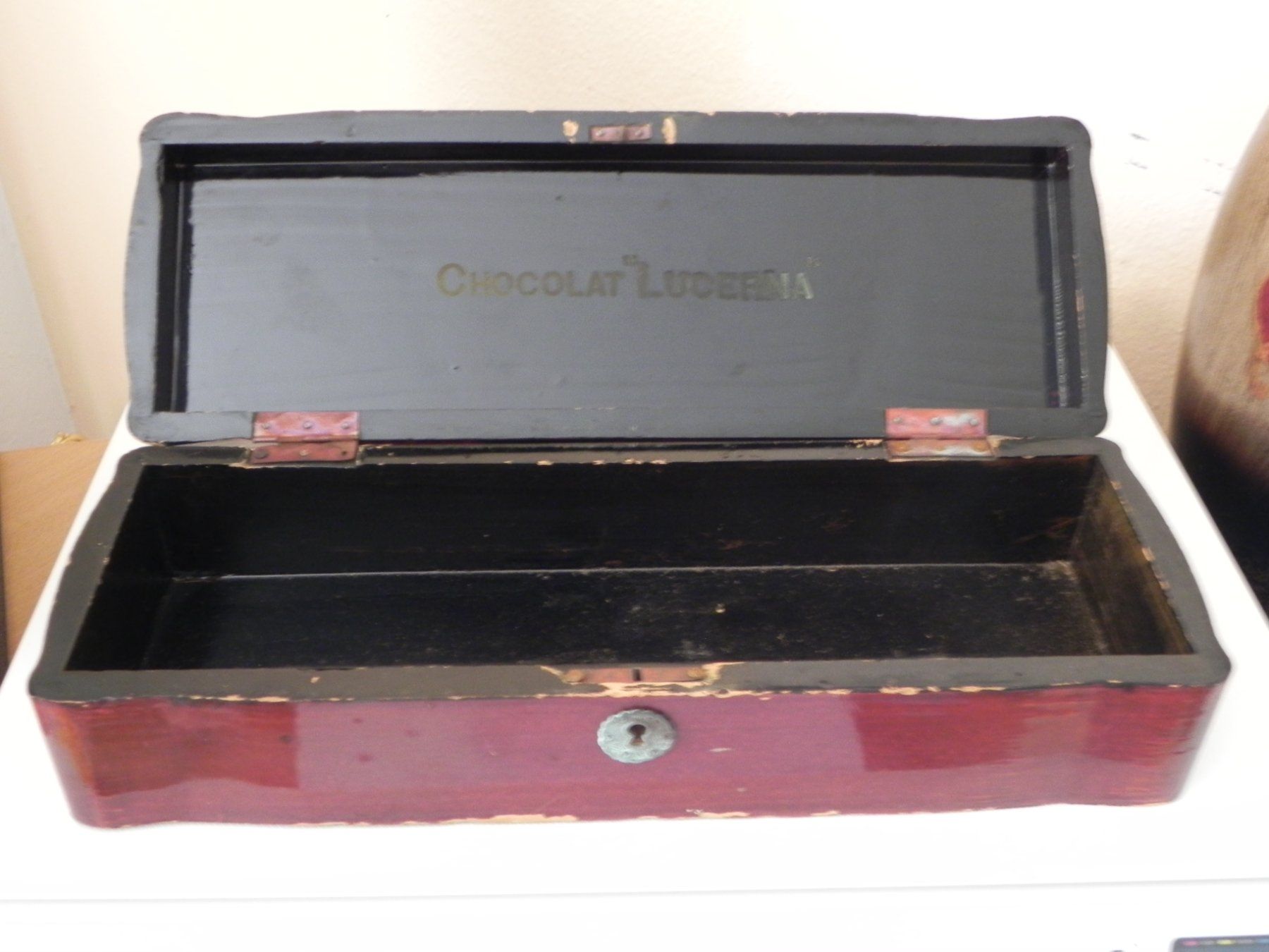 Barattoli: Alte Schachtel "Chocolat Lucerna" / Lackschatulle? – Usato da Minusio venduto da Lory64 1