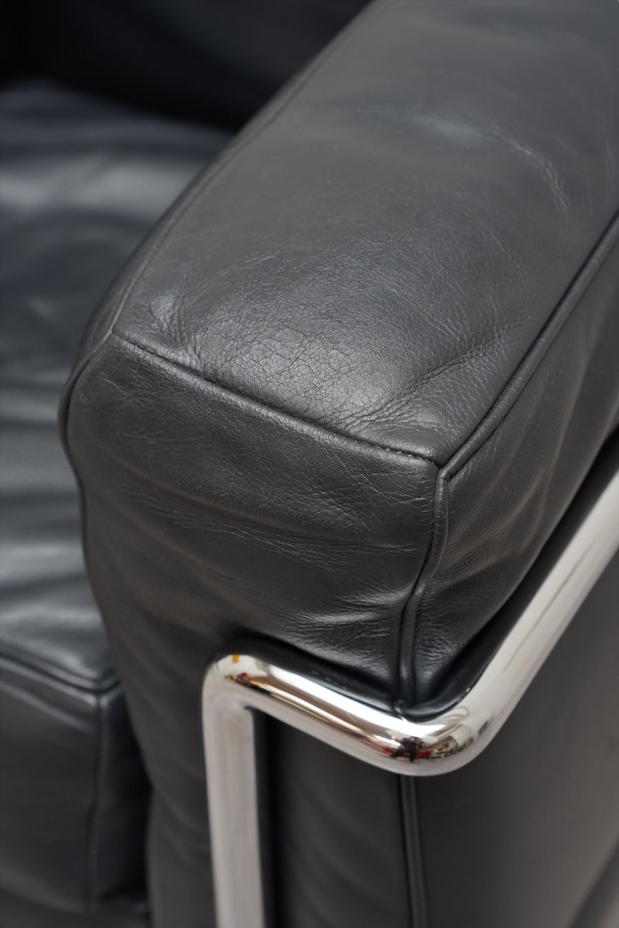 Cassina Fauteuils: Fauteuil LC2, Cassina – D'occasion à Bulle par ABELiAM 2