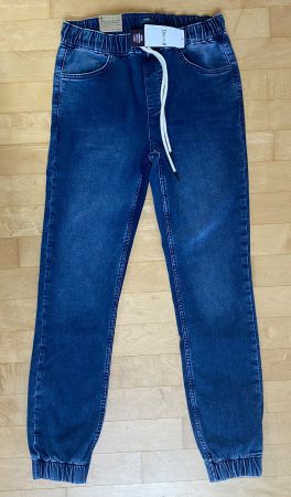 Jeans Gr.S / 170 *NEU*