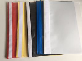 'Büro'-Material  :  Ordner,  'Mäppli', Bleistifte etc